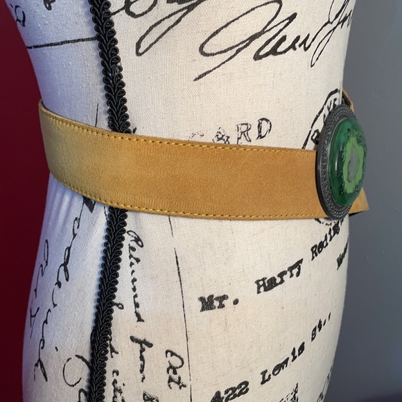 Vintage Julieta Miro brown suede belt - Picture 4 of 16